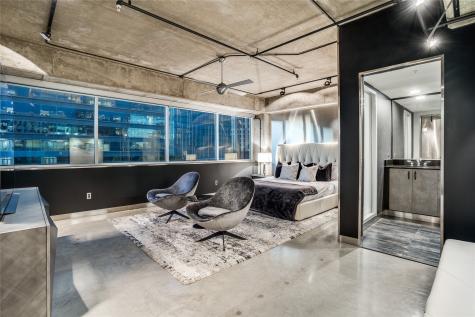 2011 Cedar Springs Road Dallas TX 75201
