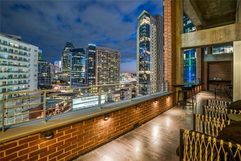 2011 Cedar Springs Road Dallas TX 75201