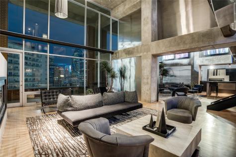 2011 Cedar Springs Road Dallas TX 75201