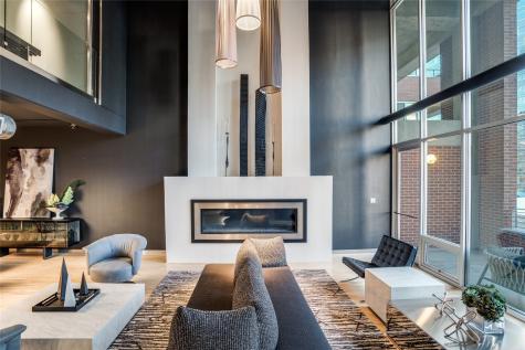 2011 Cedar Springs Road Dallas TX 75201