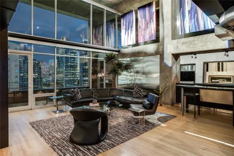 2011 Cedar Springs Road Dallas TX 75201