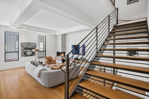432 Trinity River Circle Dallas TX 75203