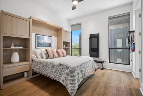 432 Trinity River Circle Dallas TX 75203