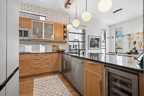 432 Trinity River Circle Dallas TX 75203