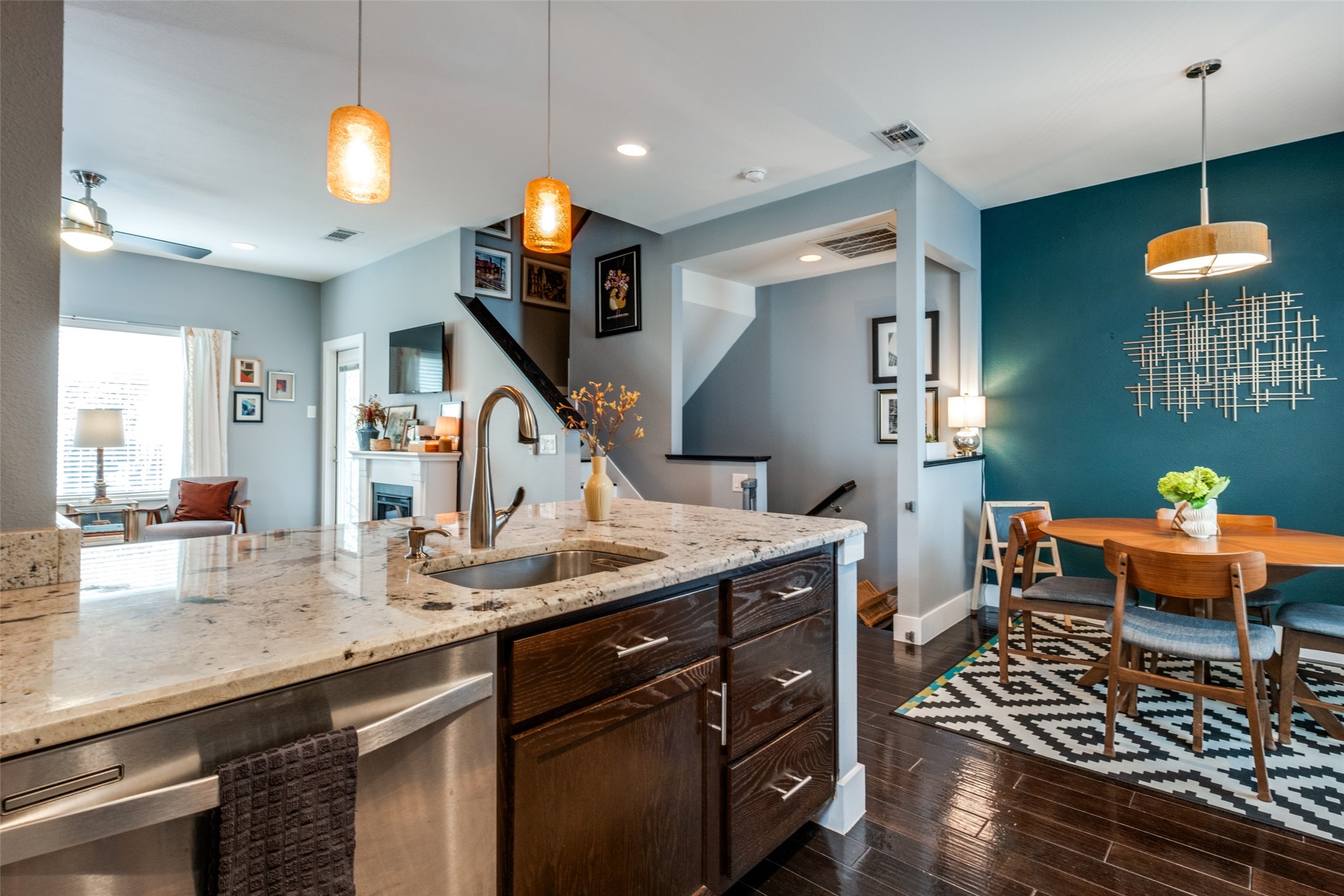 5924 Hudson Street Dallas TX 75206