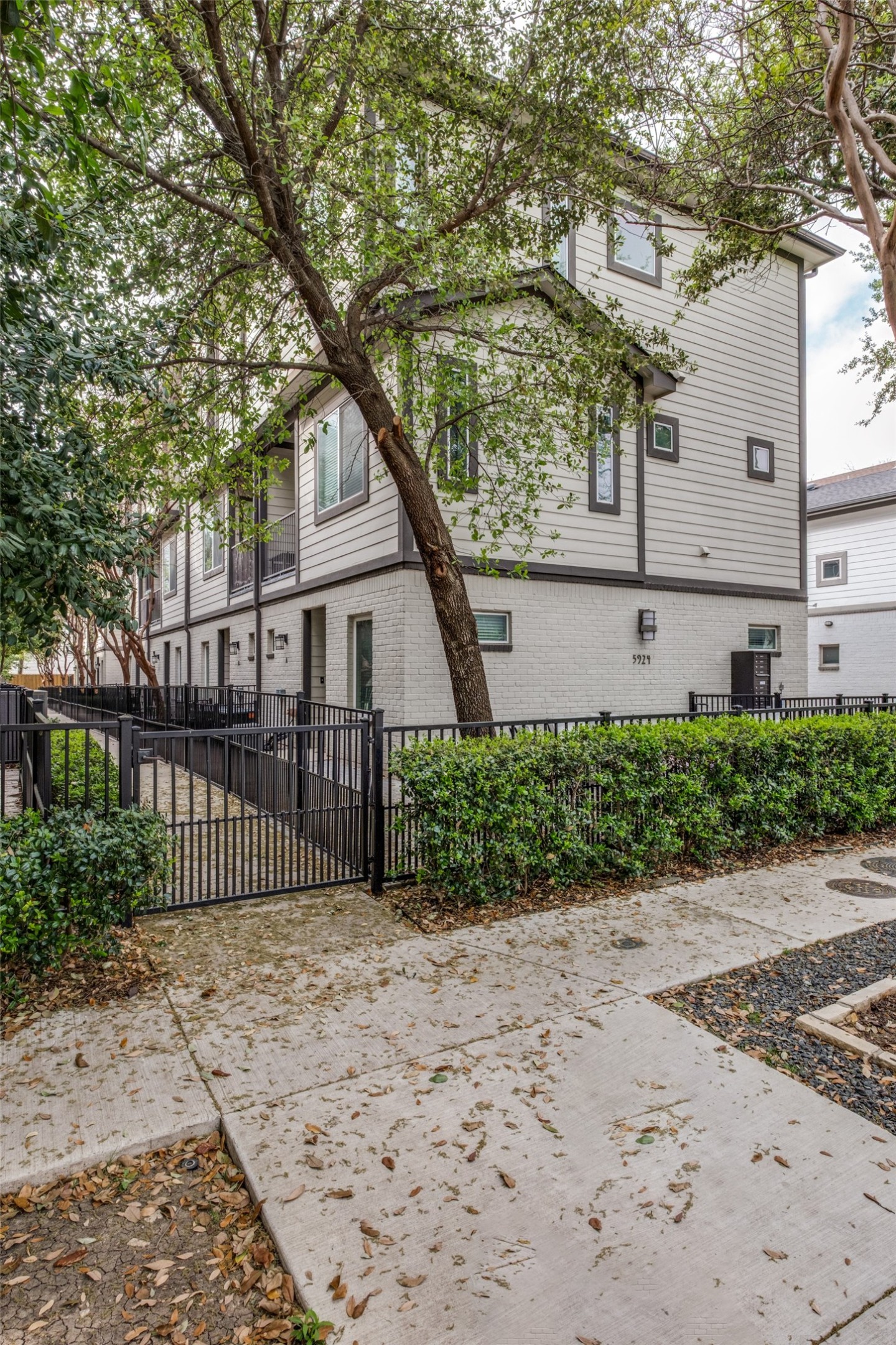 5924 Hudson Street Dallas TX 75206