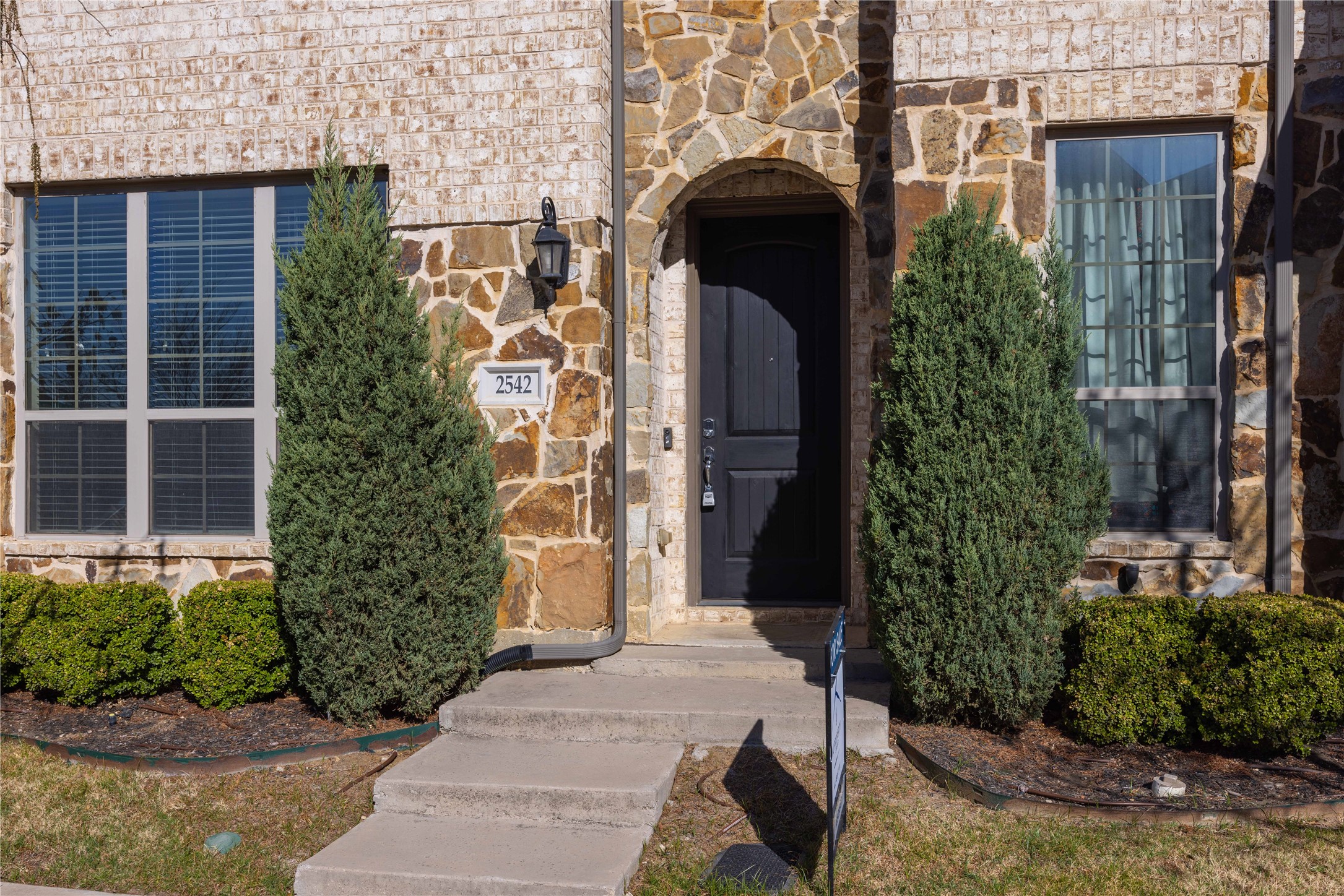 2542 Plumas Drive Lewisville TX 75056
