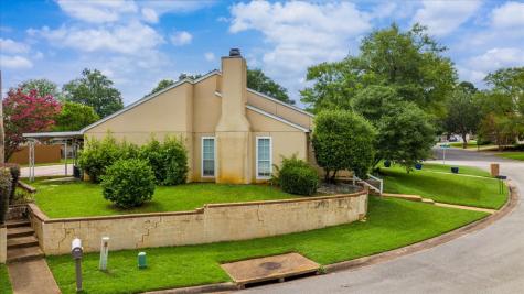 618 Kings Mountain Drive Longview TX 75601
