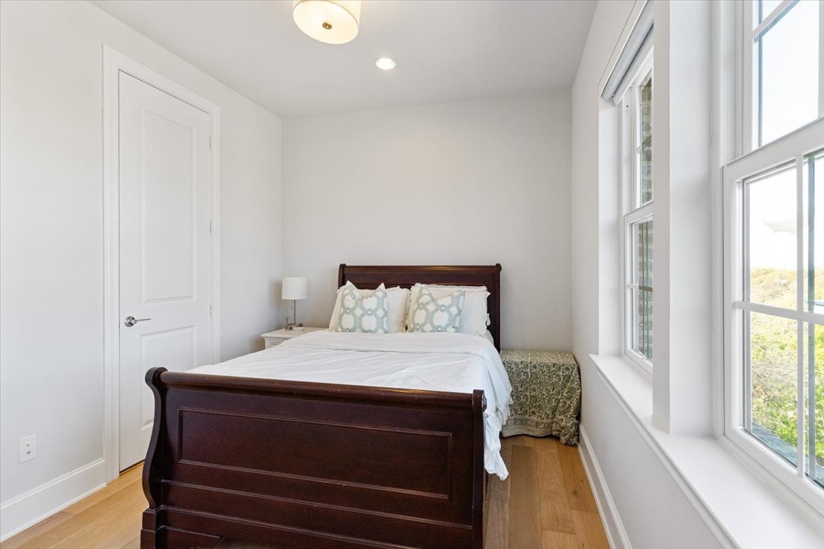 4129 Runyon Road Addison TX 75001