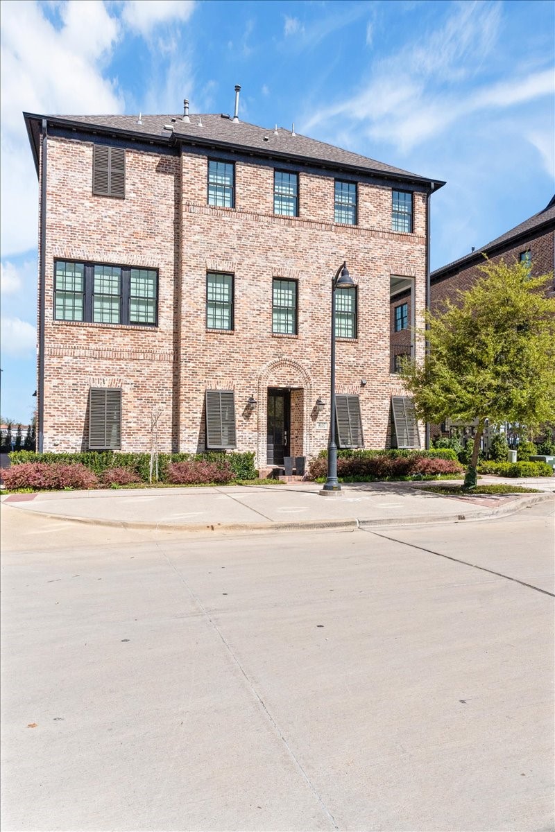 4129 Runyon Road Addison TX 75001