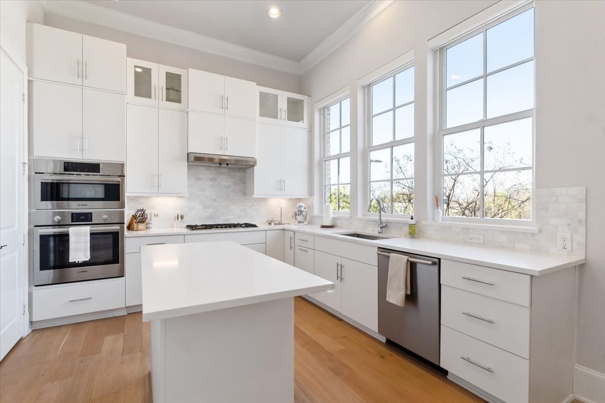 4129 Runyon Road Addison TX 75001