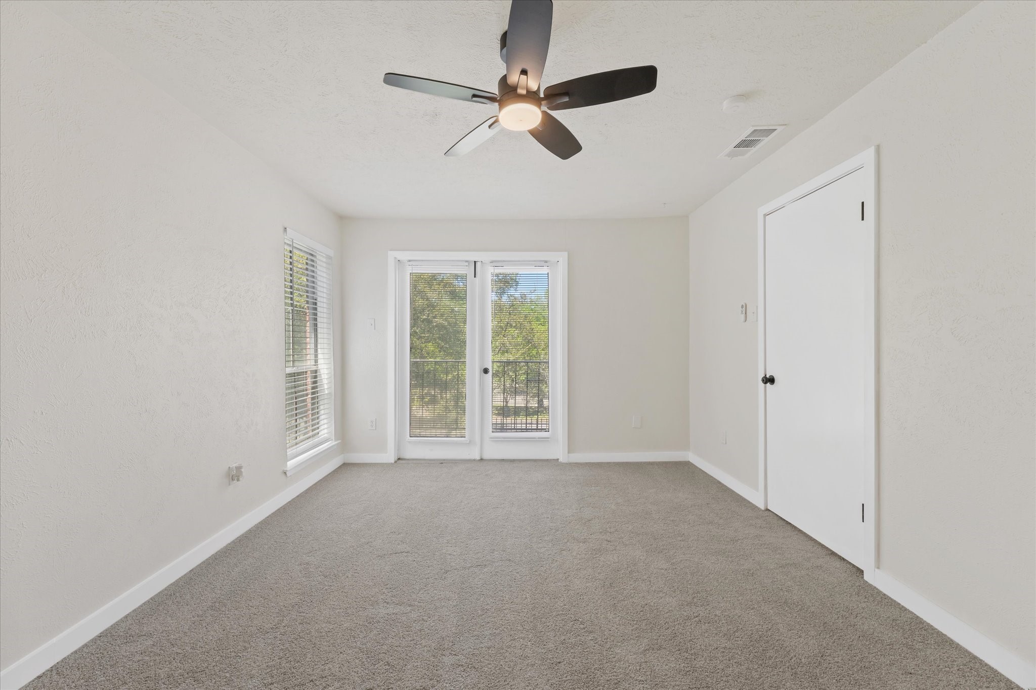 7510 Holly Hill Drive Dallas TX 75231