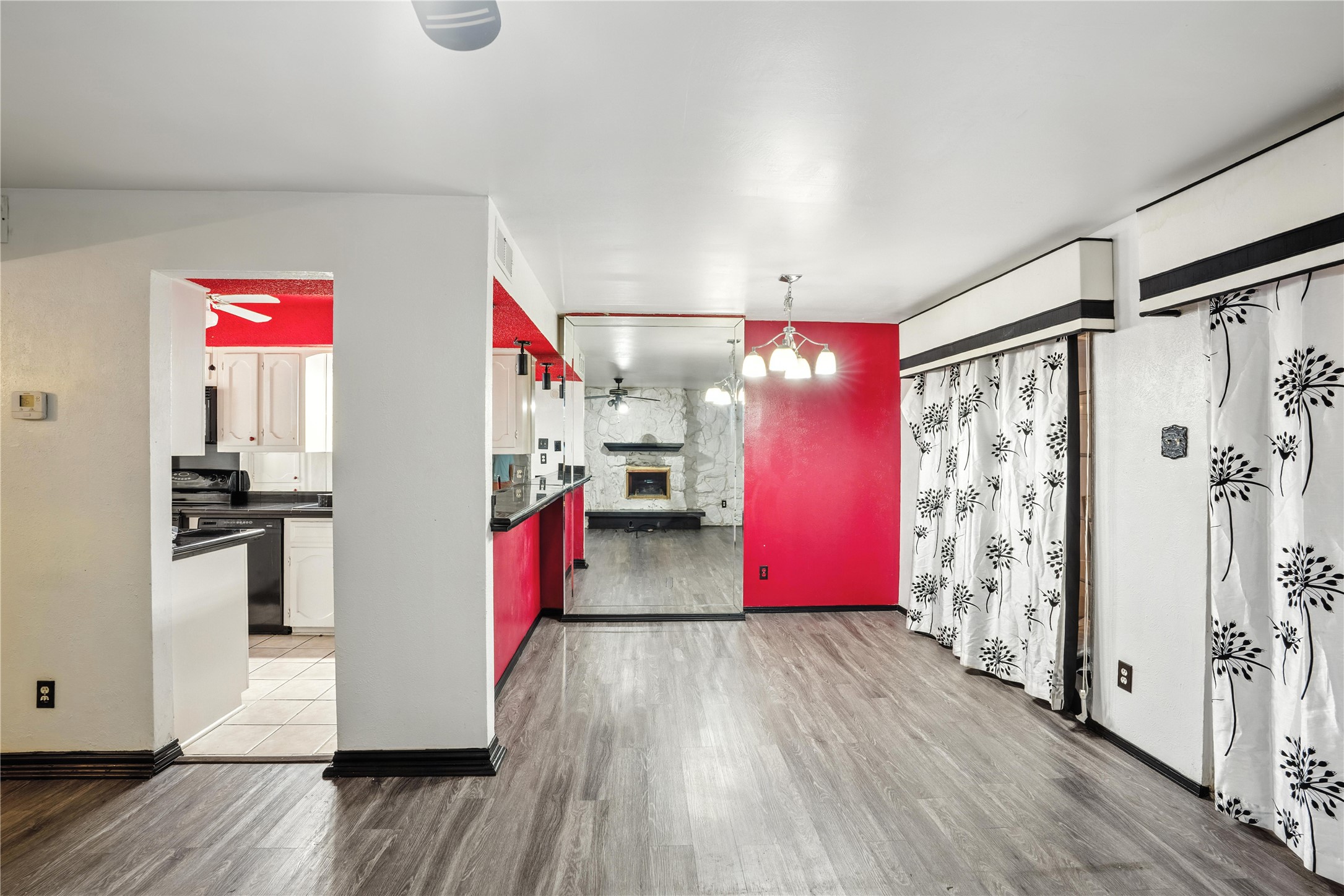 1719 E Grauwyler Road Irving TX 75061