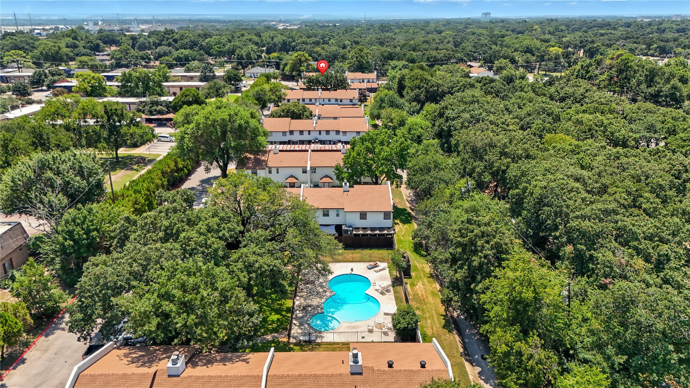1719 E Grauwyler Road Irving TX 75061