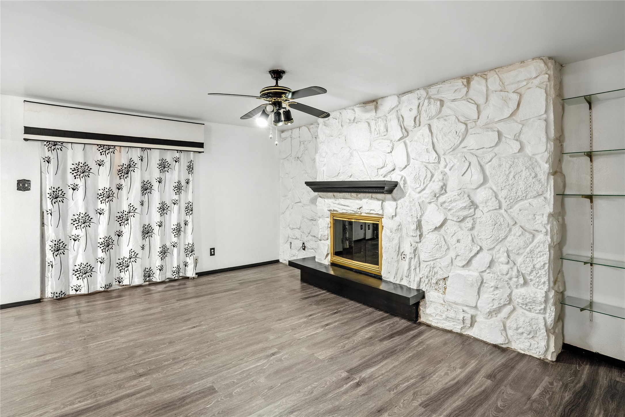 1719 E Grauwyler Road Irving TX 75061