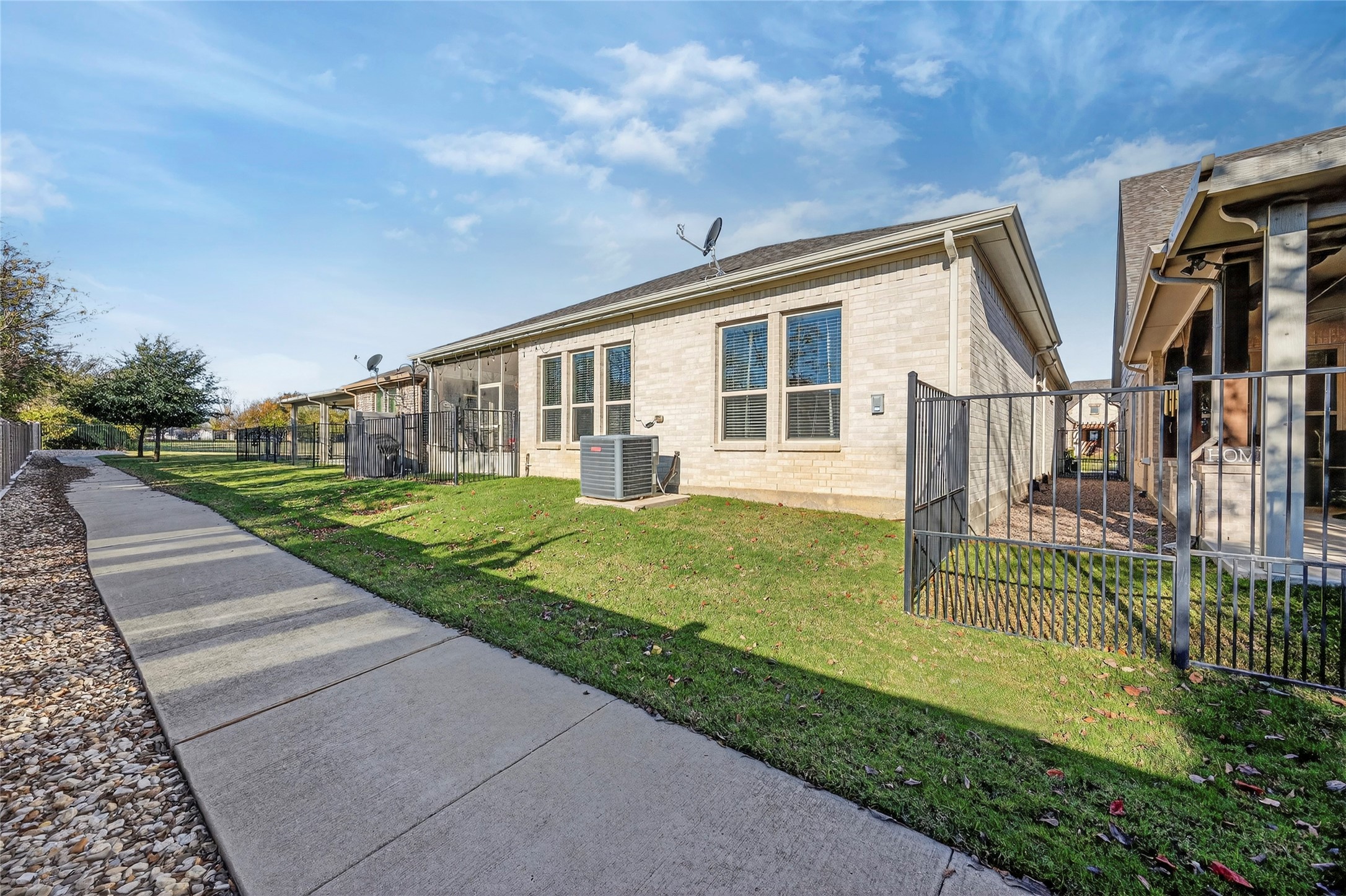 2702 Esplanade Boulevard Mansfield TX 76063