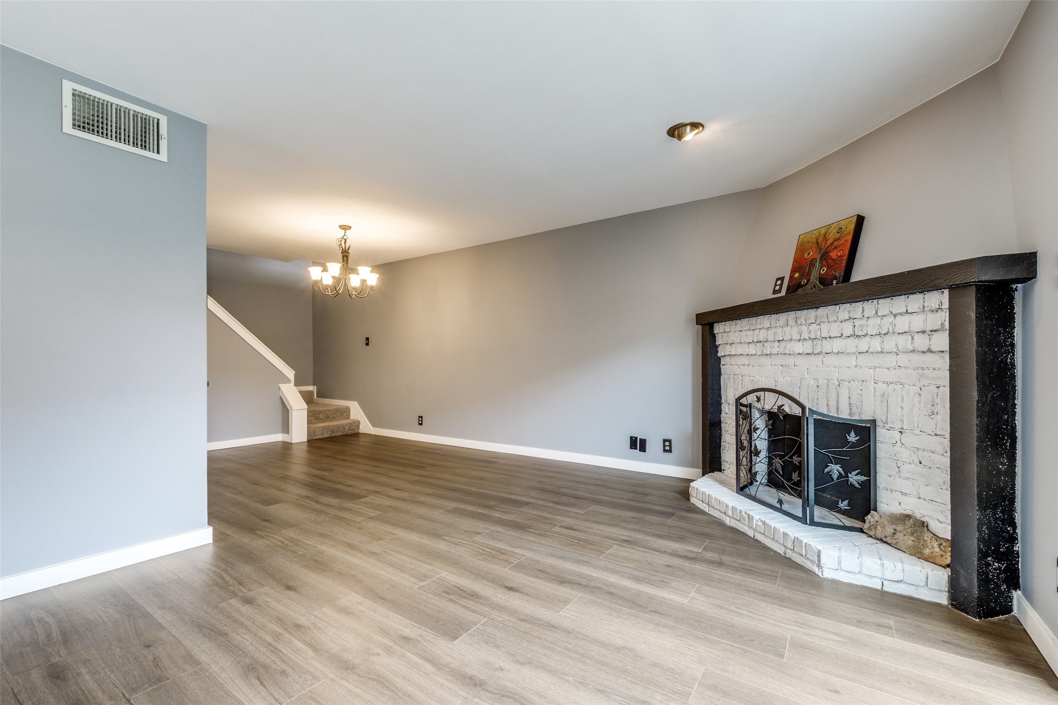 5200 Martel Avenue Dallas TX 75206