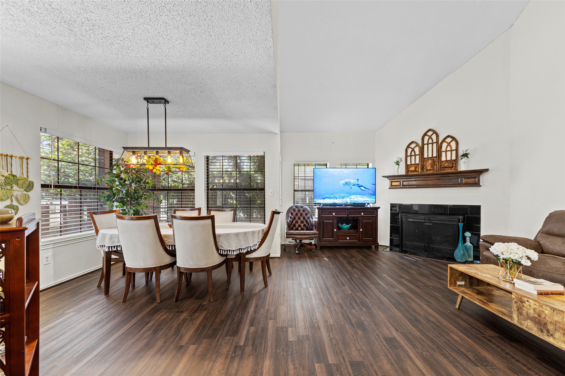 420 Santa Fe Trail Irving TX 75063