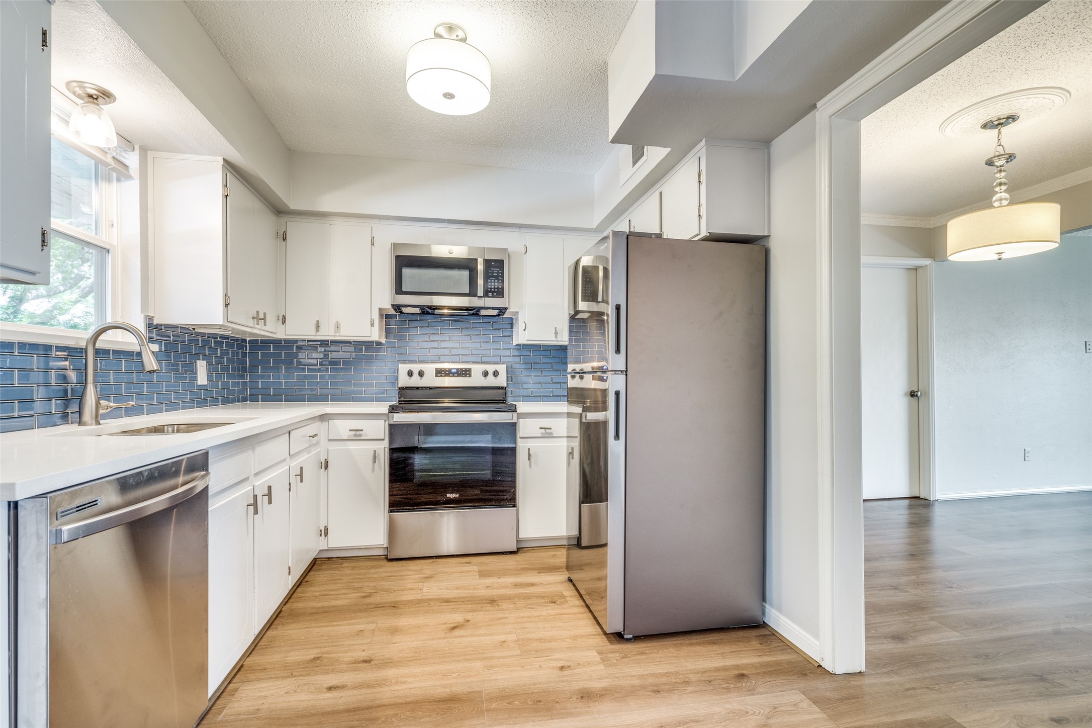 6021 Sandhurst Lane Dallas TX 75206