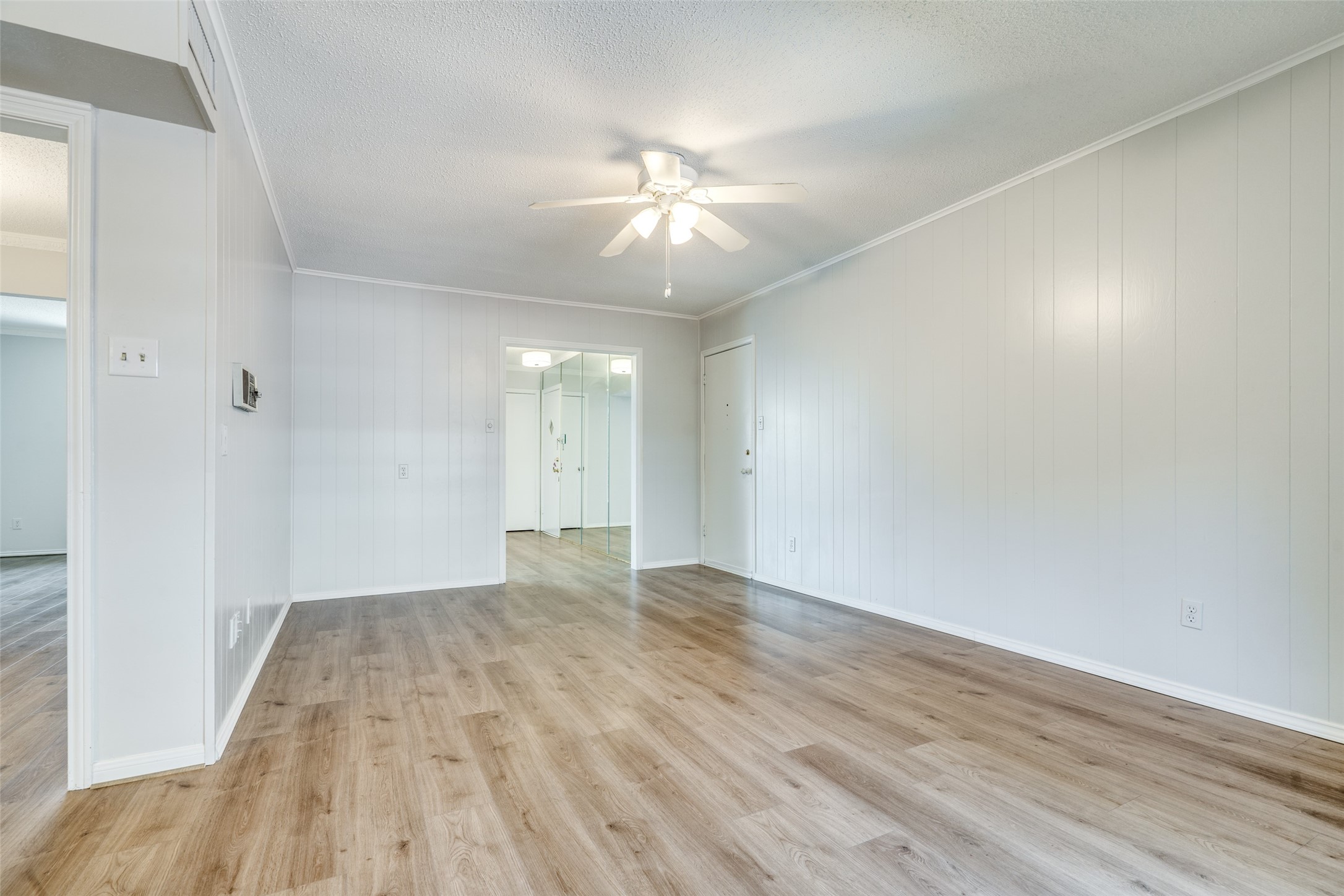6021 Sandhurst Lane Dallas TX 75206