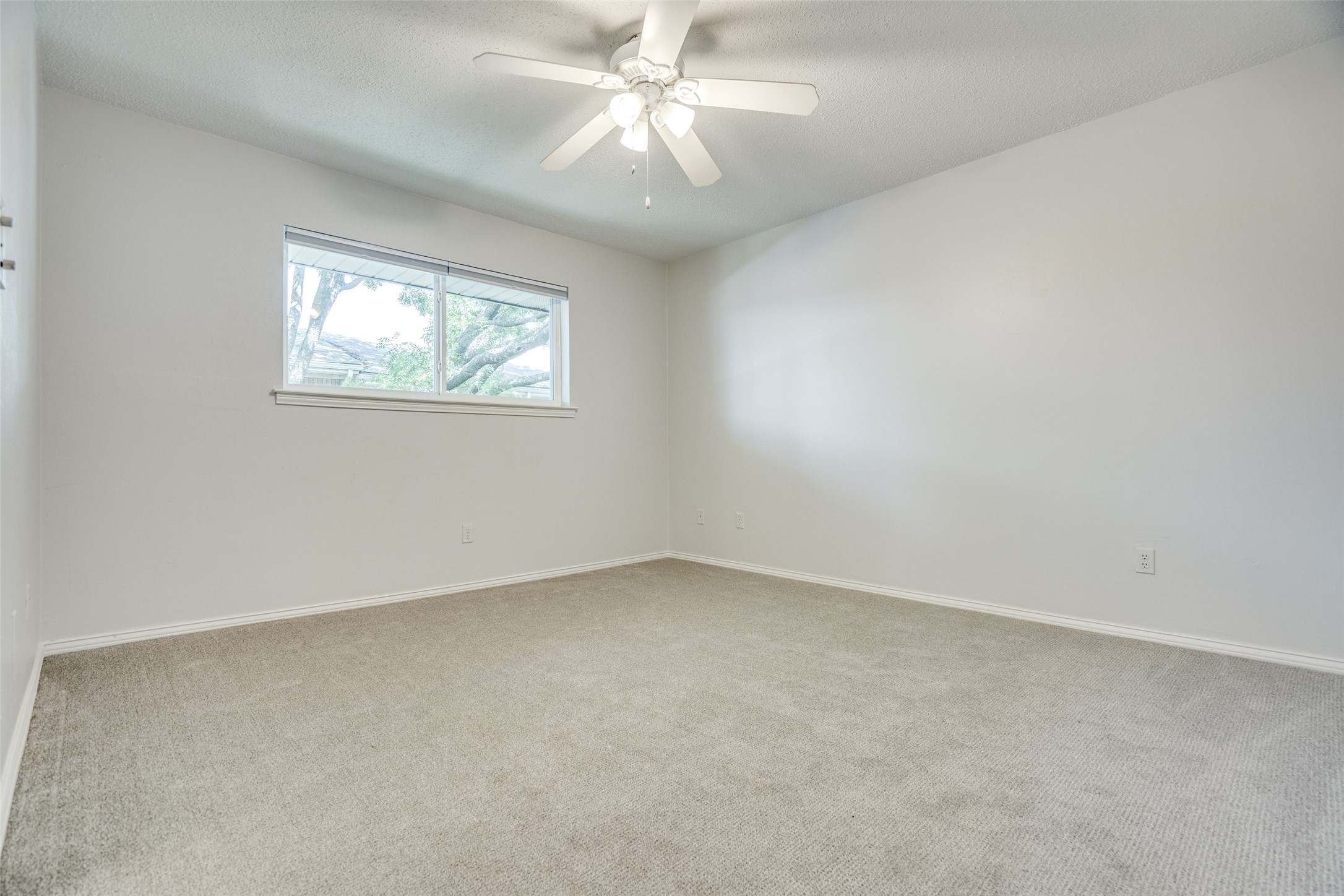 6021 Sandhurst Lane Dallas TX 75206