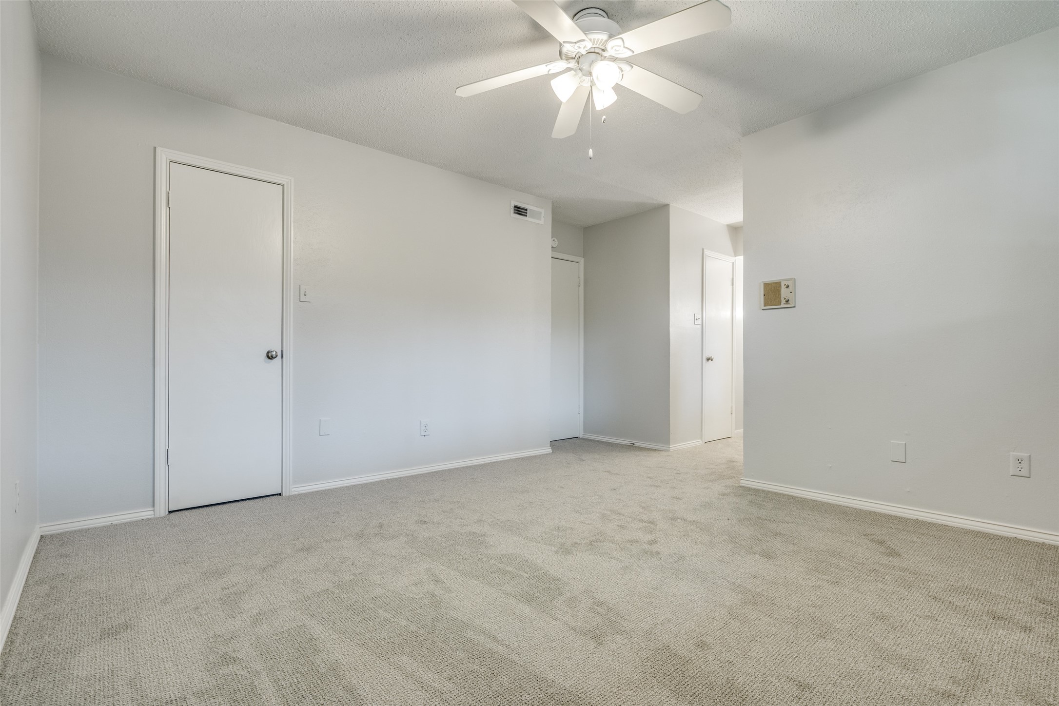 6021 Sandhurst Lane Dallas TX 75206