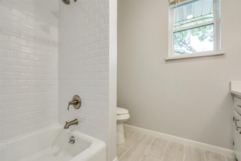 6021 Sandhurst Lane Dallas TX 75206