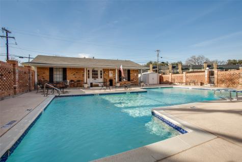 6021 Sandhurst Lane Dallas TX 75206