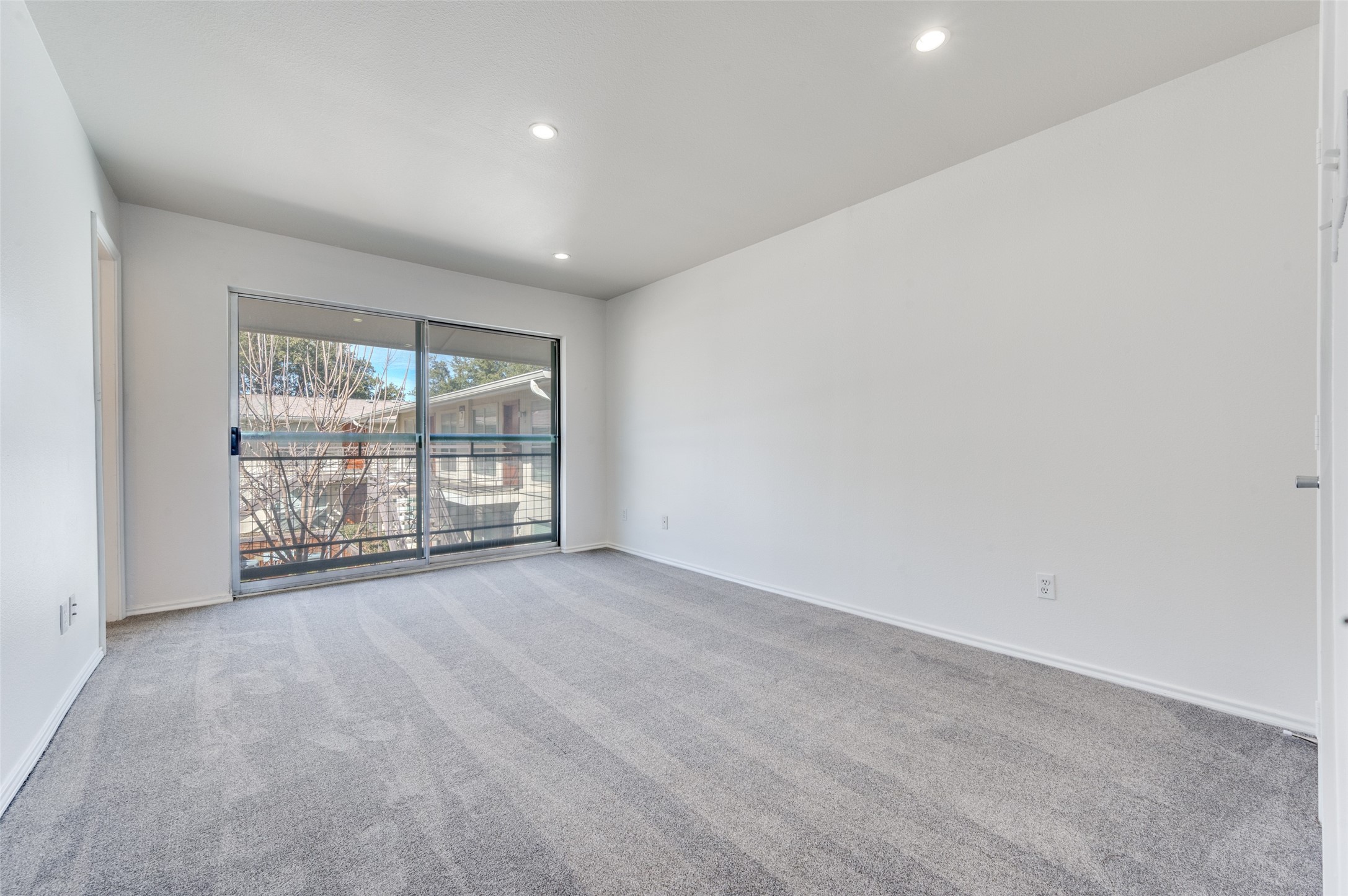 4616 W Lovers Lane Dallas TX 75209