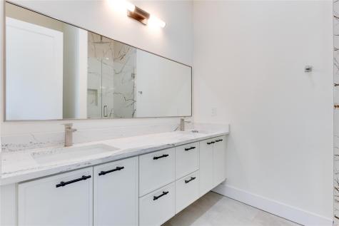 4206 Cabell Drive Dallas TX 75204