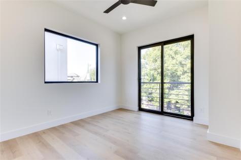 4206 Cabell Drive Dallas TX 75204