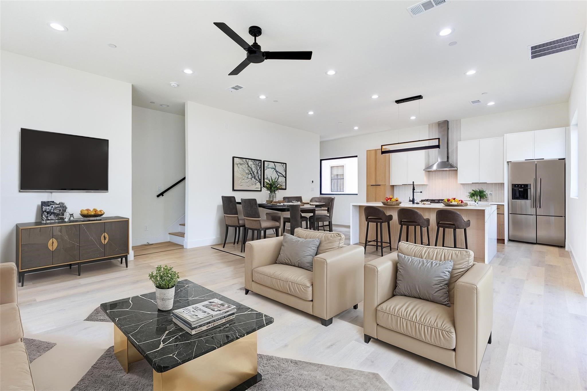 4206 Cabell Drive Dallas TX 75204