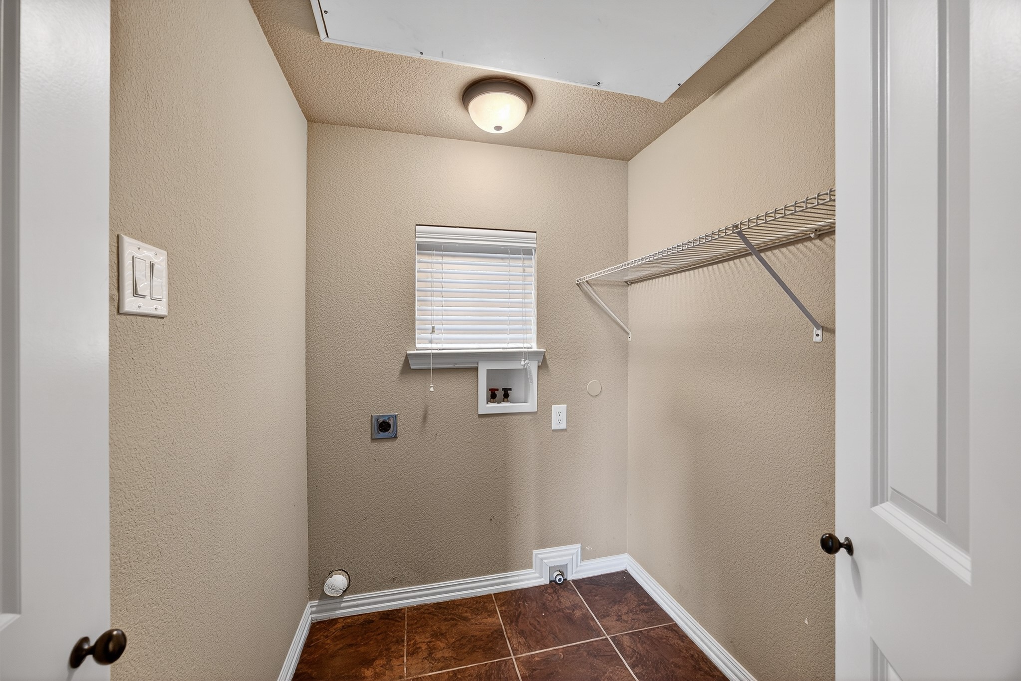 2940 Europa Drive Grand Prairie TX 75052