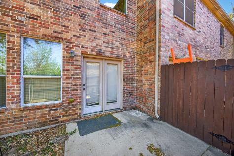 2940 Europa Drive Grand Prairie TX 75052