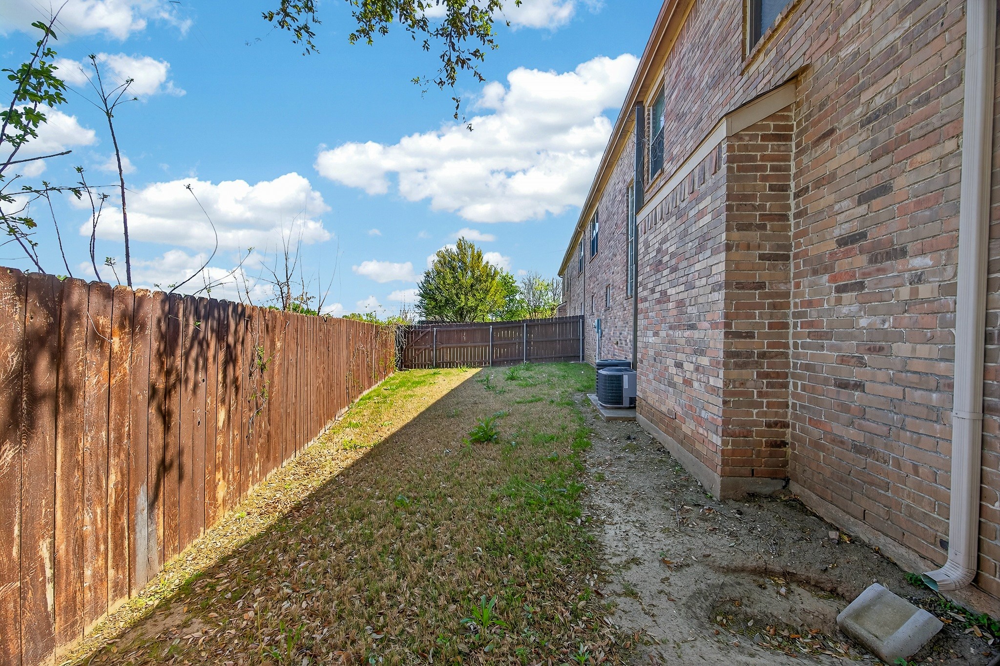 2940 Europa Drive Grand Prairie TX 75052