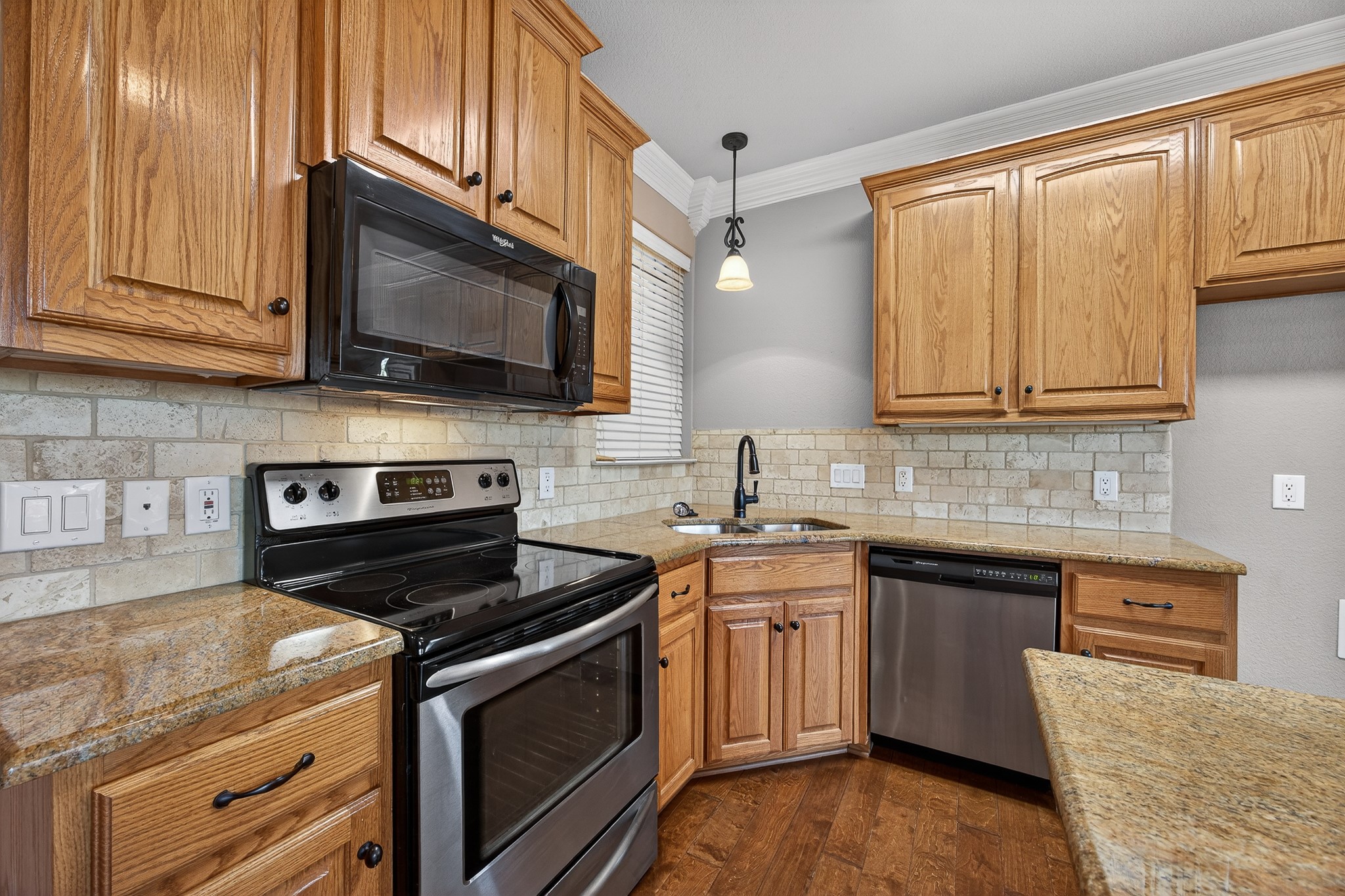 2940 Europa Drive Grand Prairie TX 75052