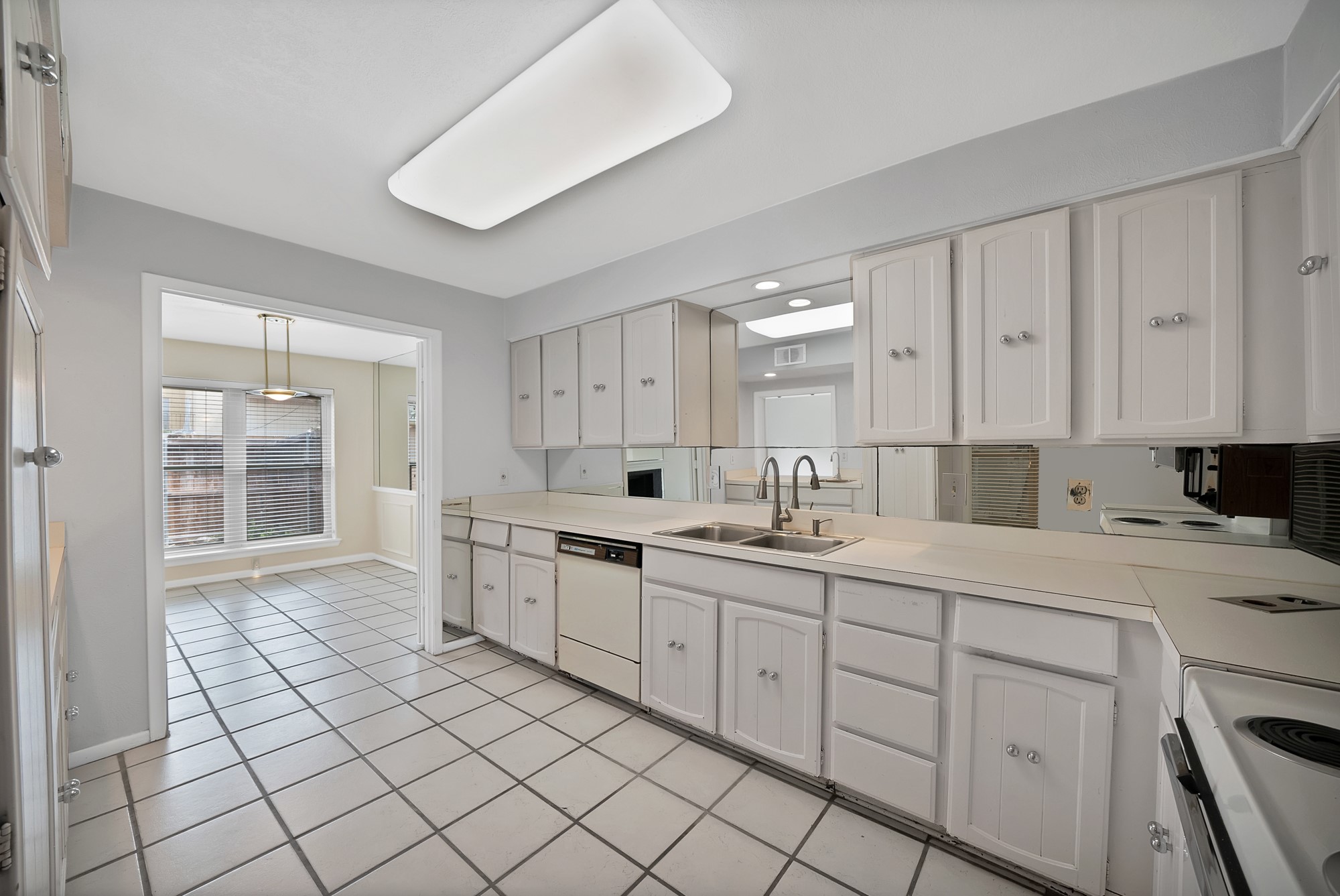 12574 Burninglog Lane Dallas TX 75243
