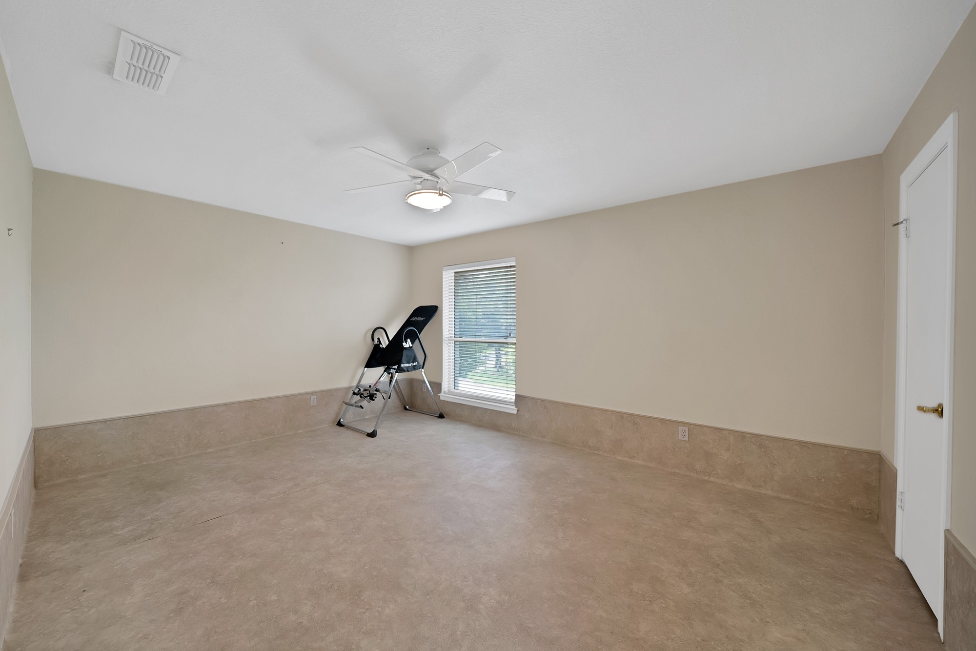 12574 Burninglog Lane Dallas TX 75243