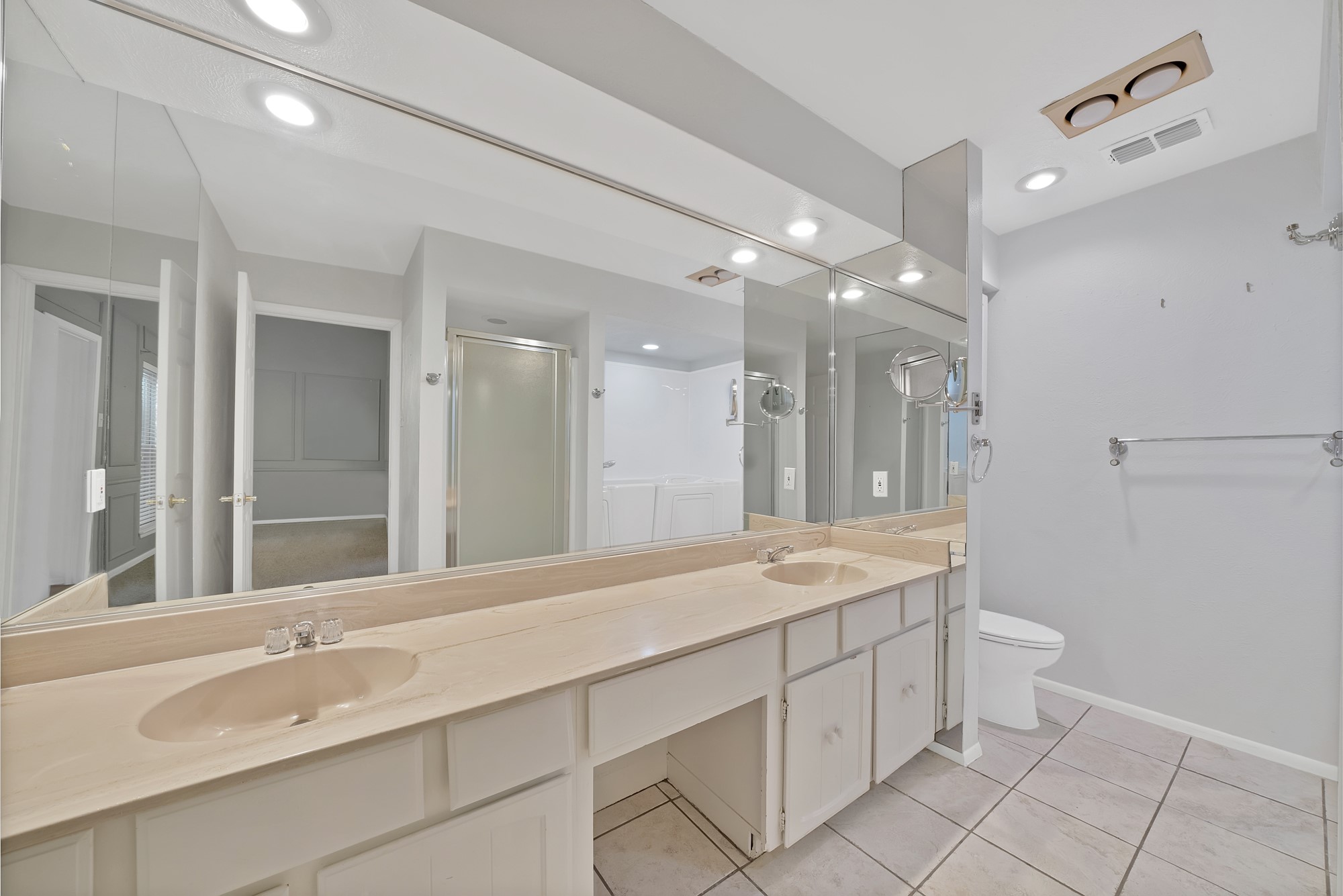 12574 Burninglog Lane Dallas TX 75243