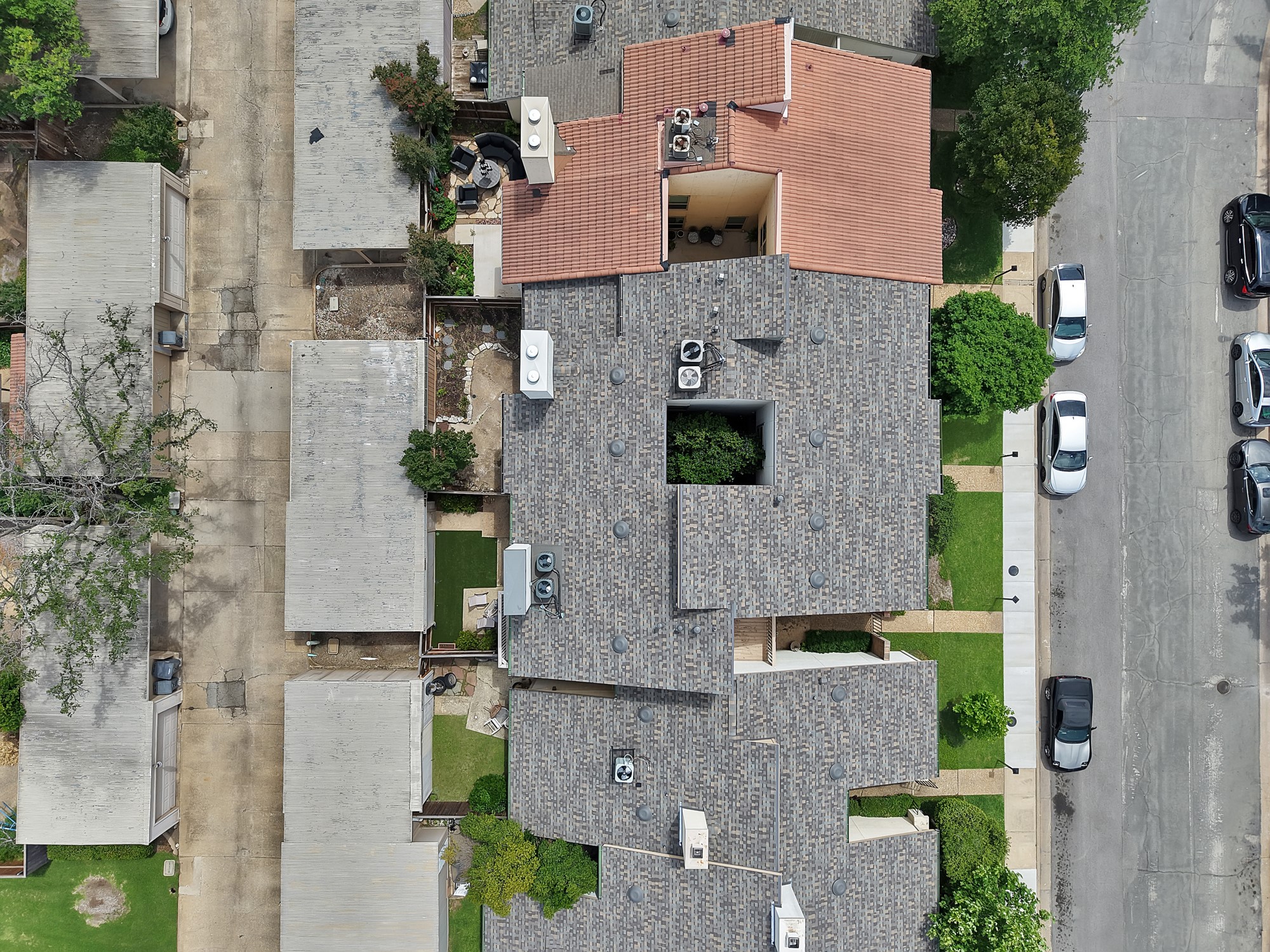 12574 Burninglog Lane Dallas TX 75243
