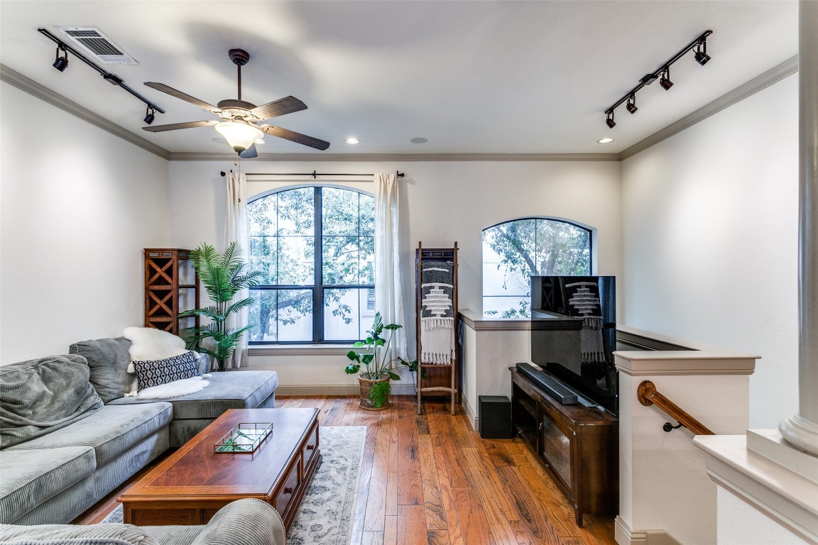 3022 Carmel Street Dallas TX 75204