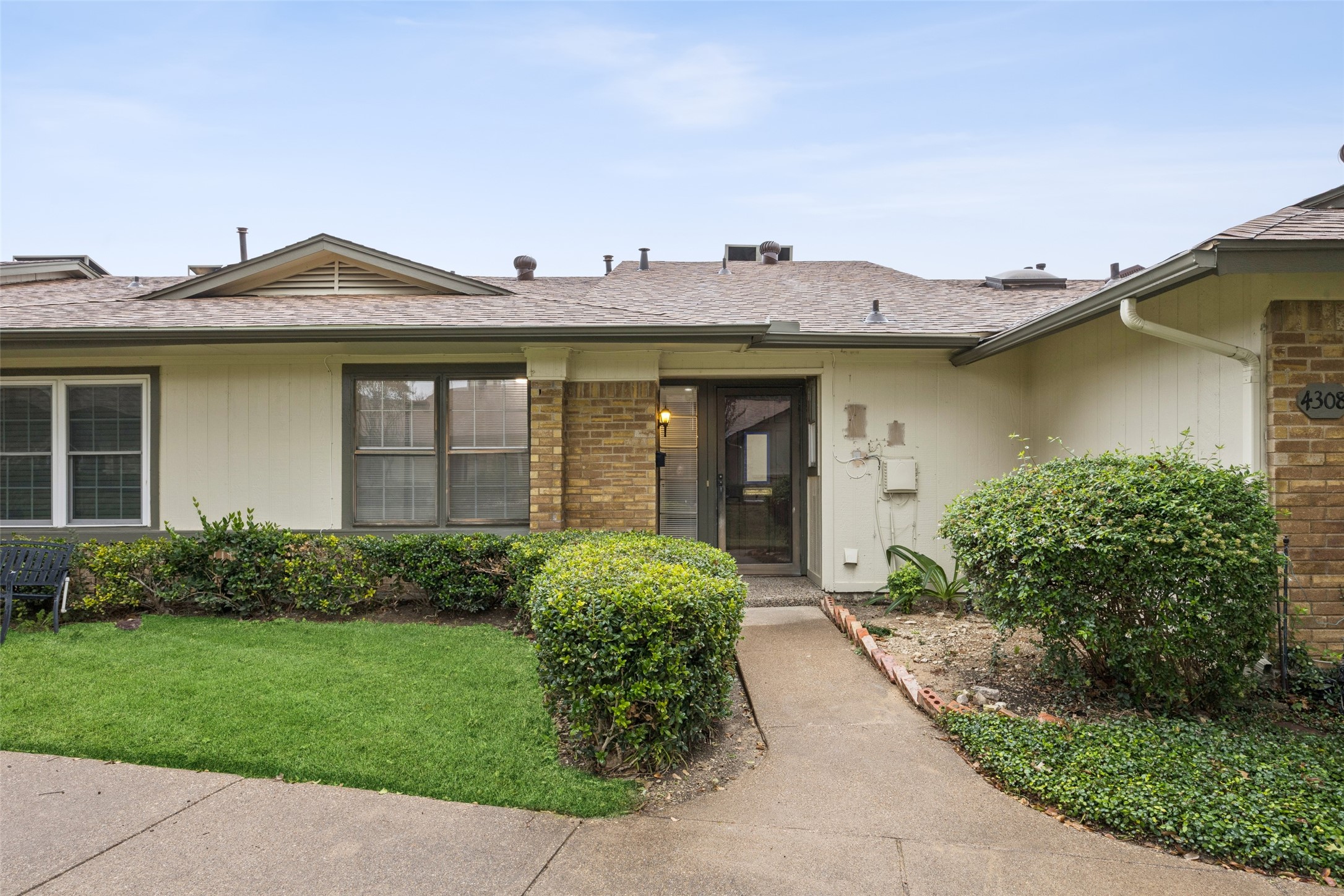 4308 Leatherwood Lane Garland TX 75042