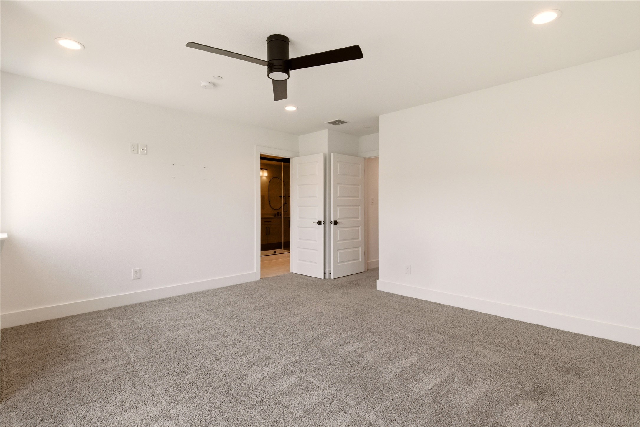 8909 Lowell Street Rowlett TX 75089