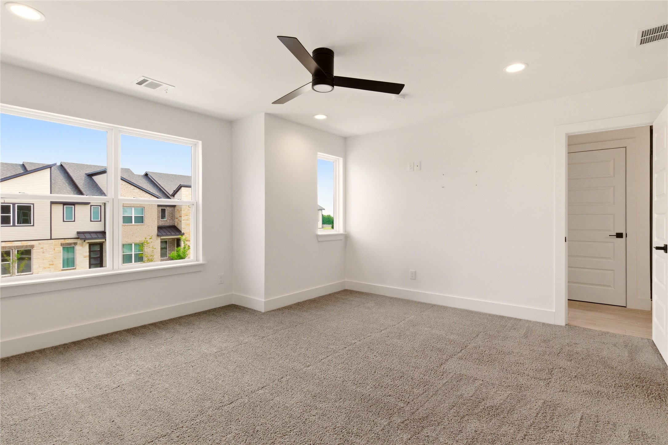 8909 Lowell Street Rowlett TX 75089