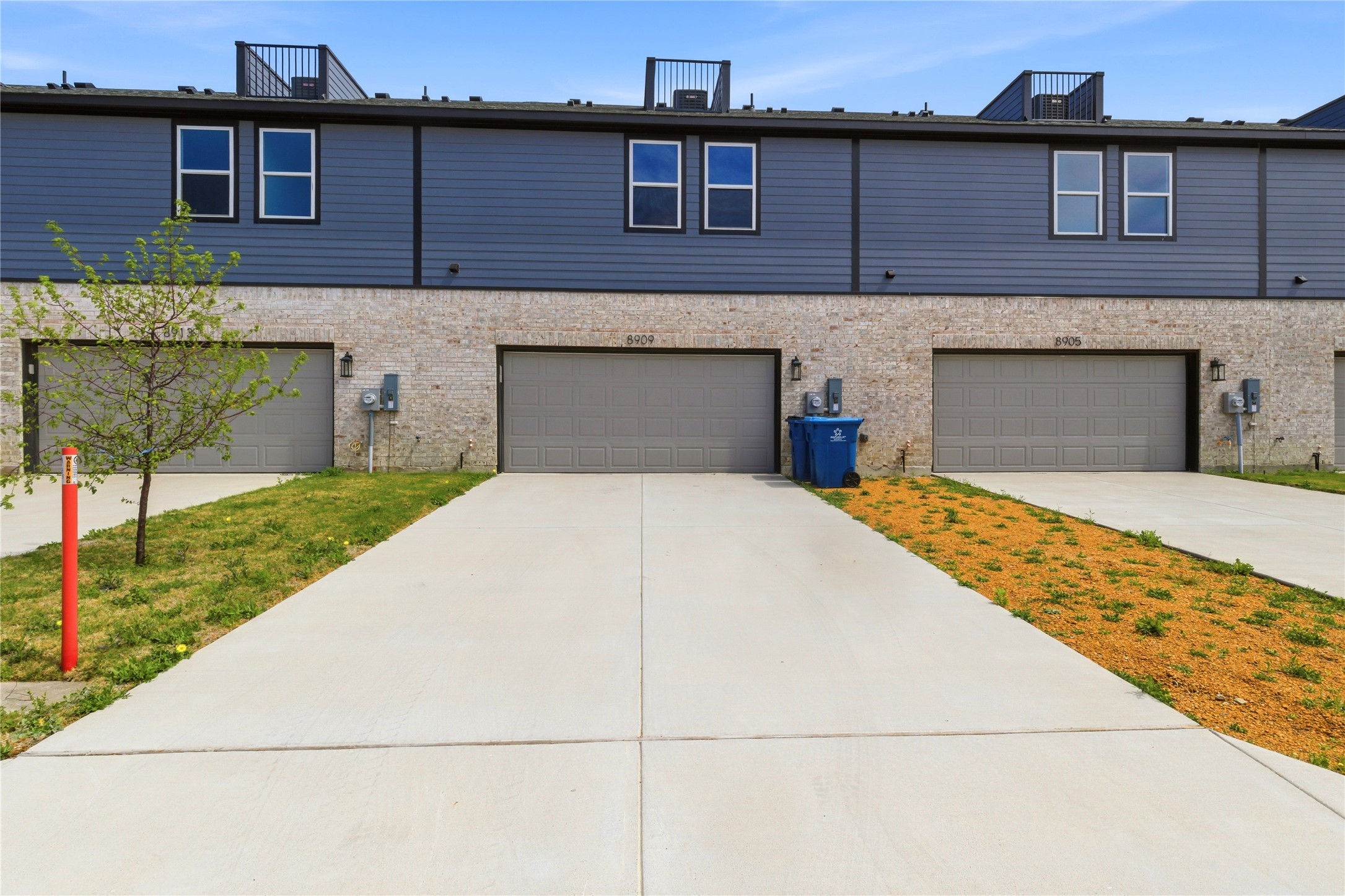8909 Lowell Street Rowlett TX 75089