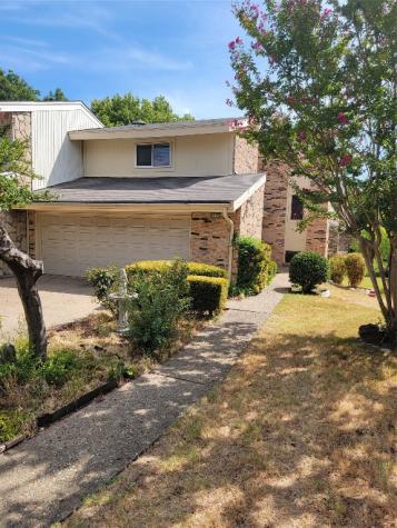 2975 Country Place Circle Carrollton TX 75006