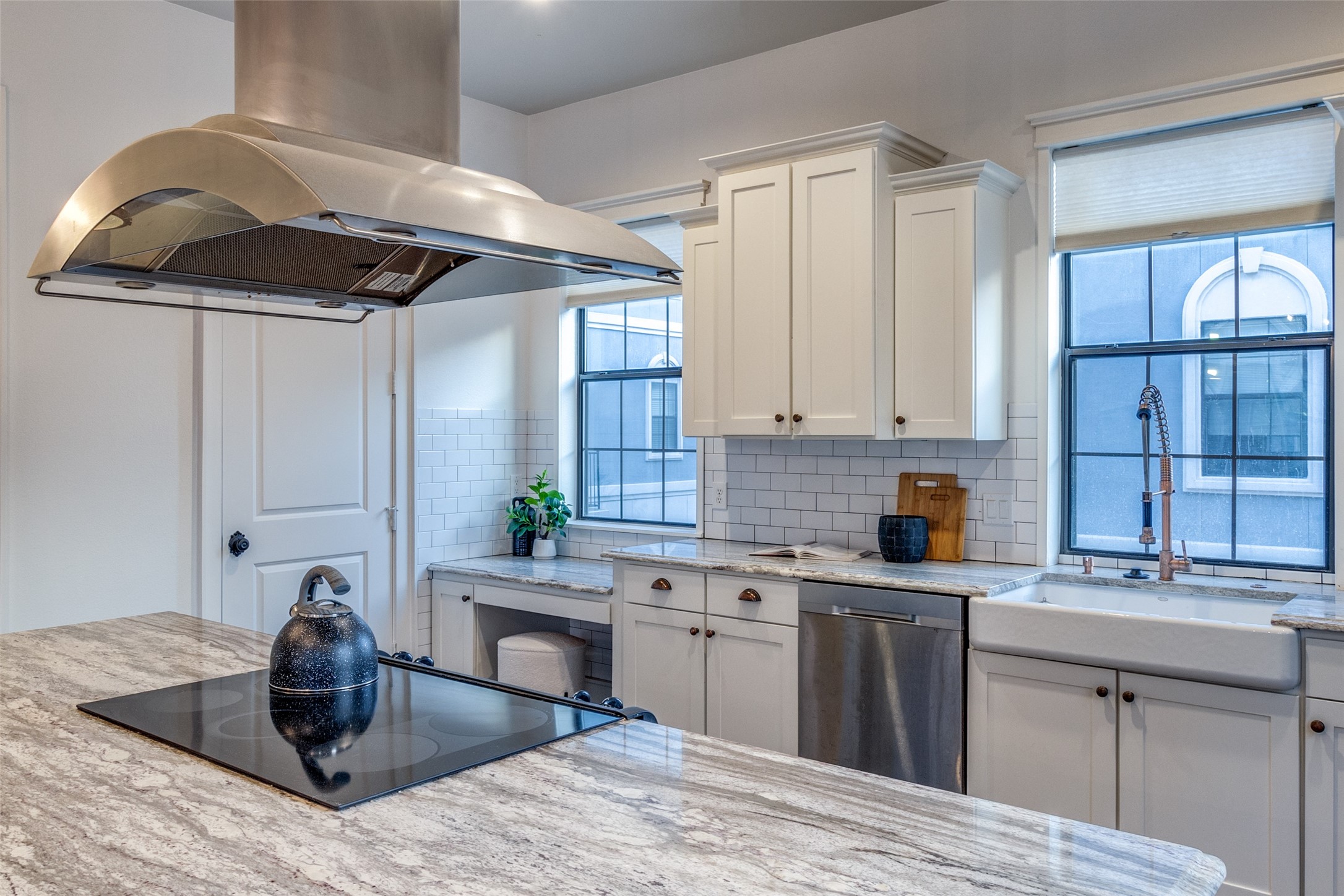 1405 Mccoy Street Dallas TX 75204