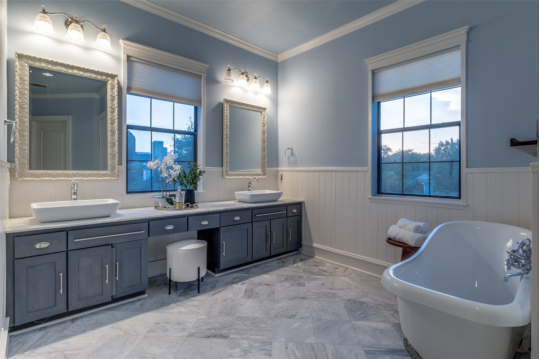 1405 Mccoy Street Dallas TX 75204