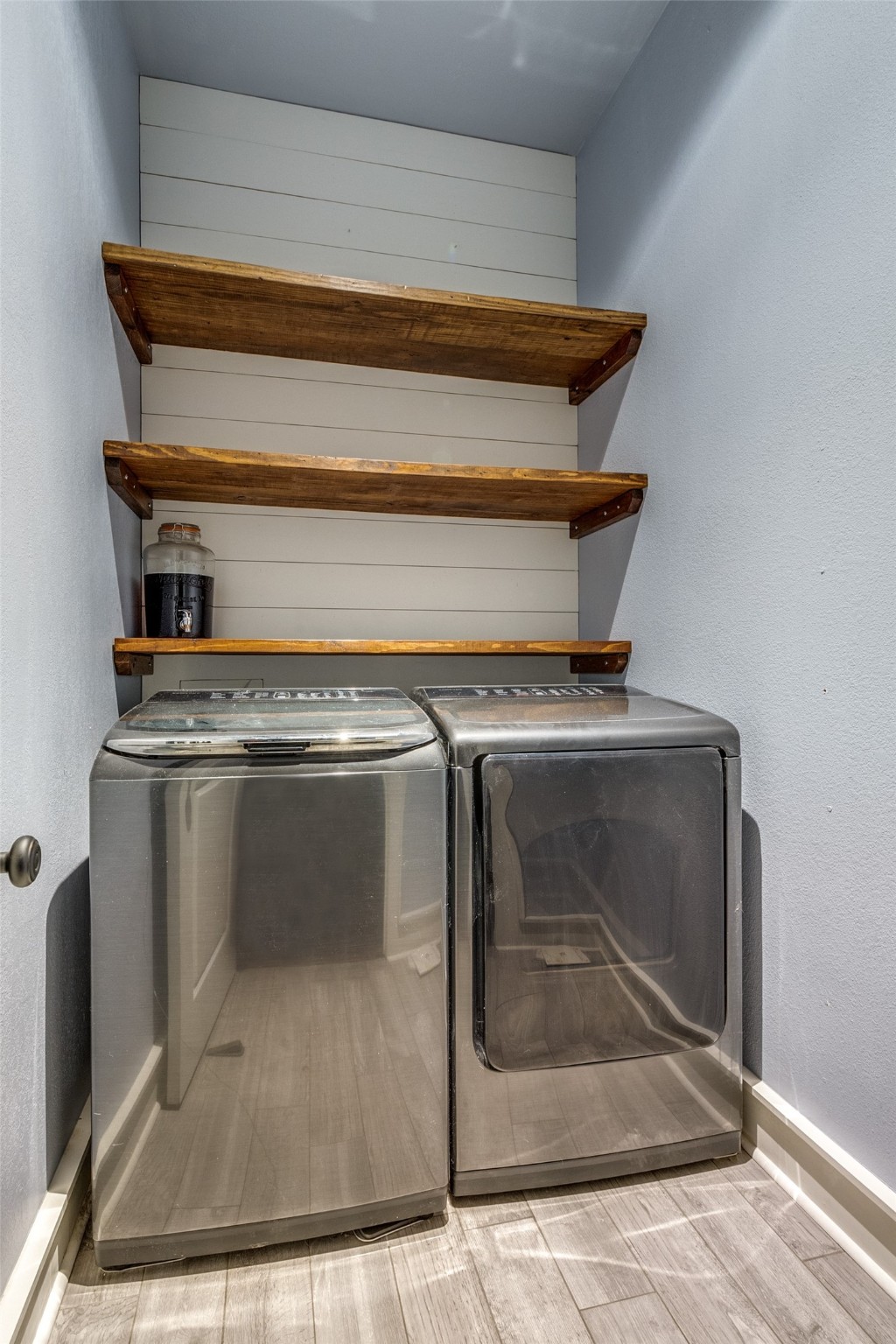 1405 Mccoy Street Dallas TX 75204
