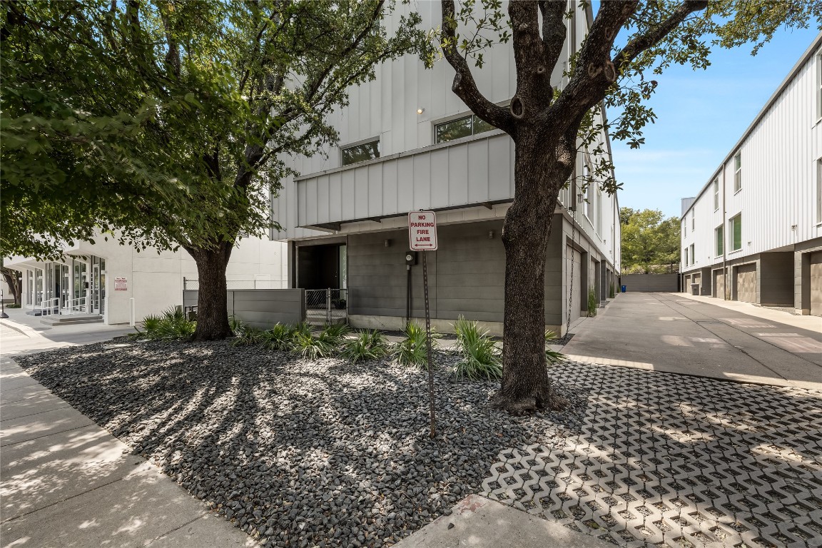 4625 Cole Avenue Dallas TX 75205